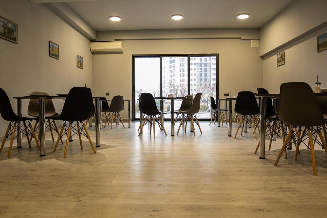 Inga Hotel Jereván Kültér fotó