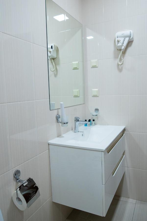 Inga Hotel Jereván Kültér fotó