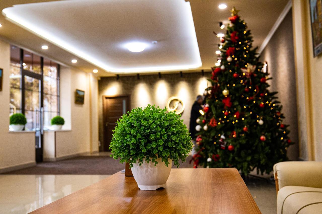 Inga Hotel Jereván Kültér fotó